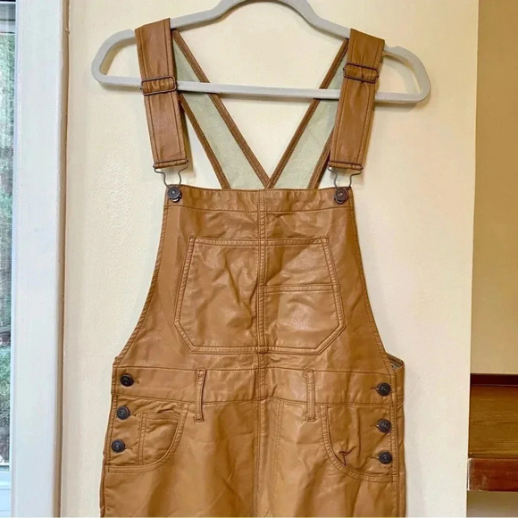 NWT Free People Ziggy Overalls Jumpsuit Vegan Leather Camel Brown - Picture 6 of 8